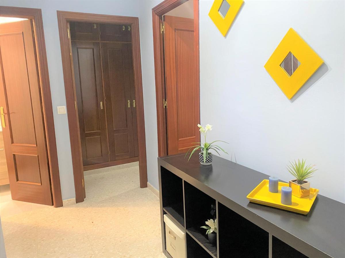 Apartamento Entero A 10 Minutos En Coche De Sevilla Centro Camas Eksteriør bilde